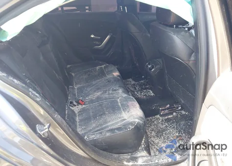 2022 Mercedes-Benz A 220 4Matic из США, поврежденный, VIN W1K3G4FB9NJ341185